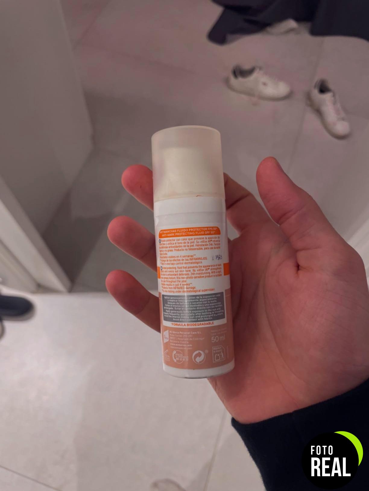 ecran-sunnique-protector-solar-color-50-ml-foto-1