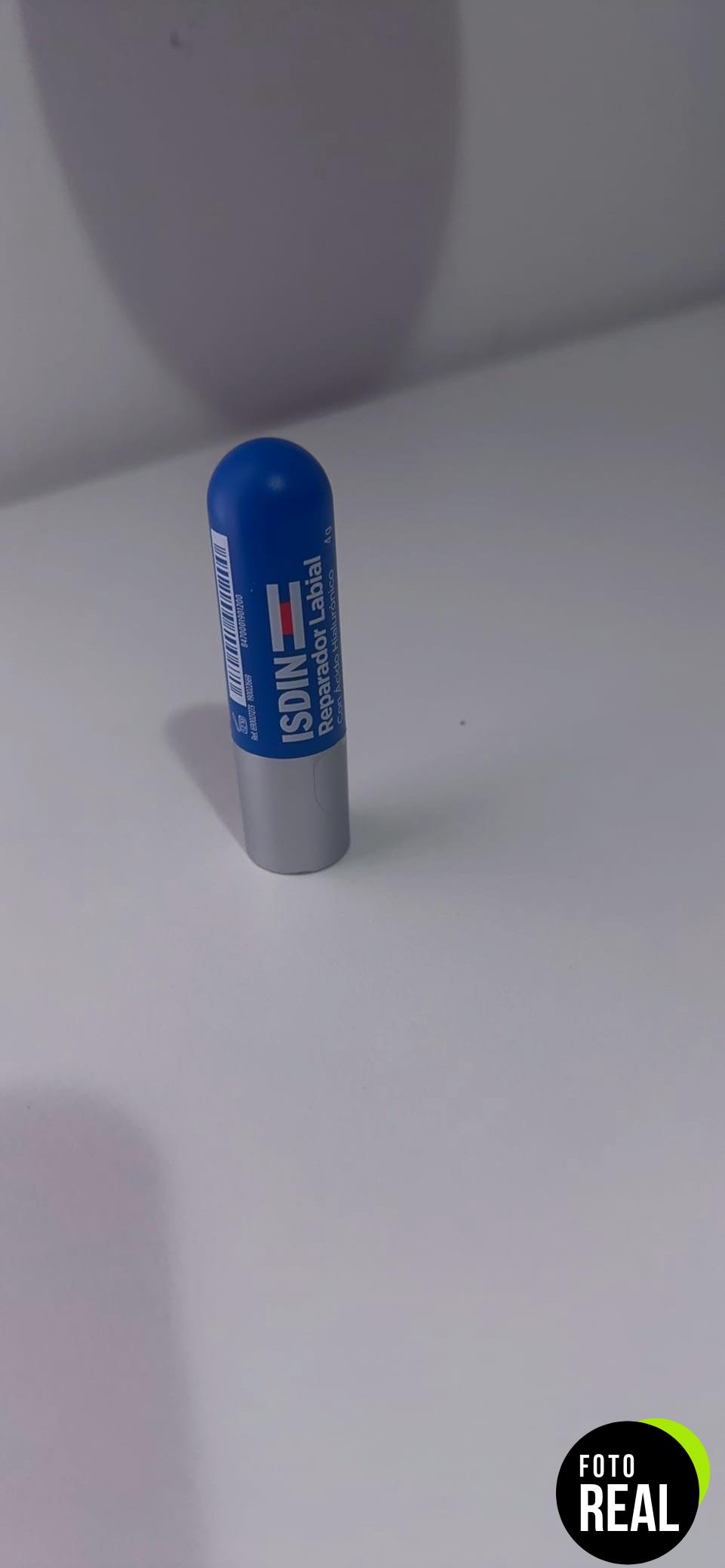 isdin-labial-reparador-4g-foto-3