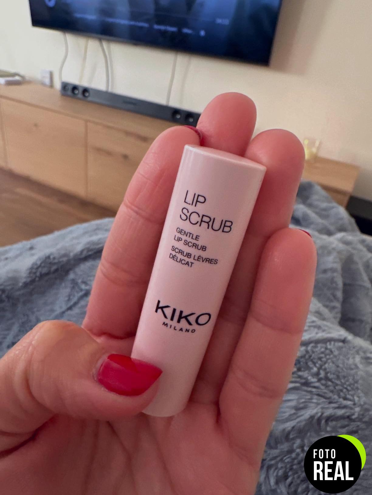 kiko-lip-scrub-exfoliante-labial-barra-foto-1