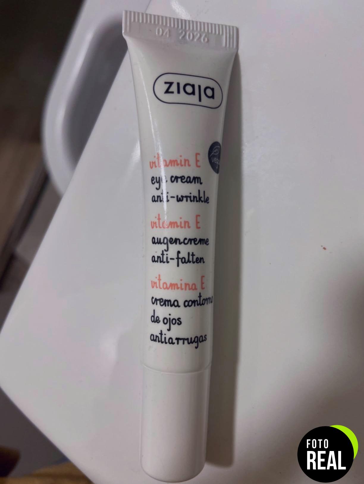 multivitaminas-crema-contorno-ojos-15ml-foto-1