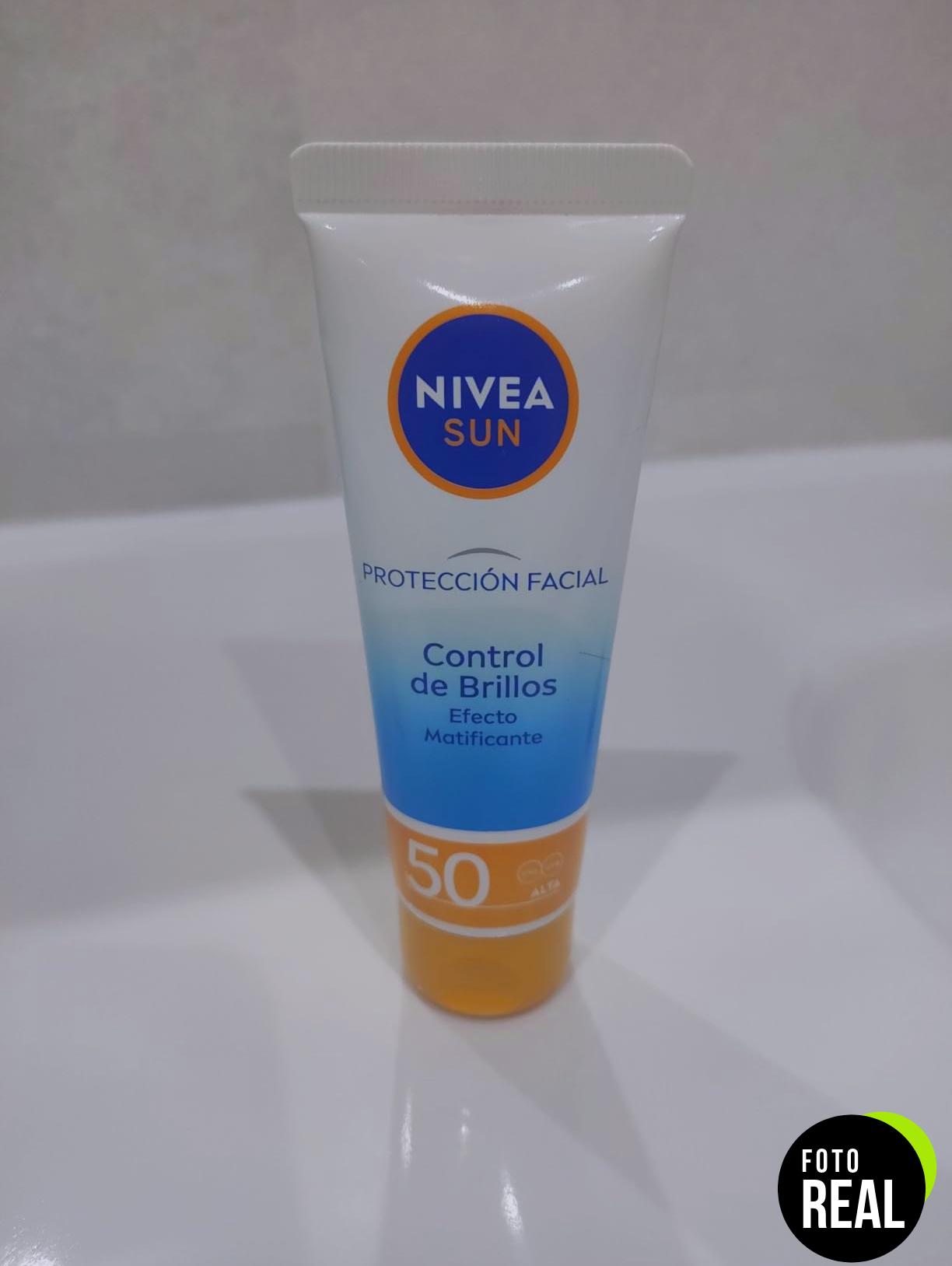 nivea-sun-crema-facial-matificante-fp50-50ml-foto-1