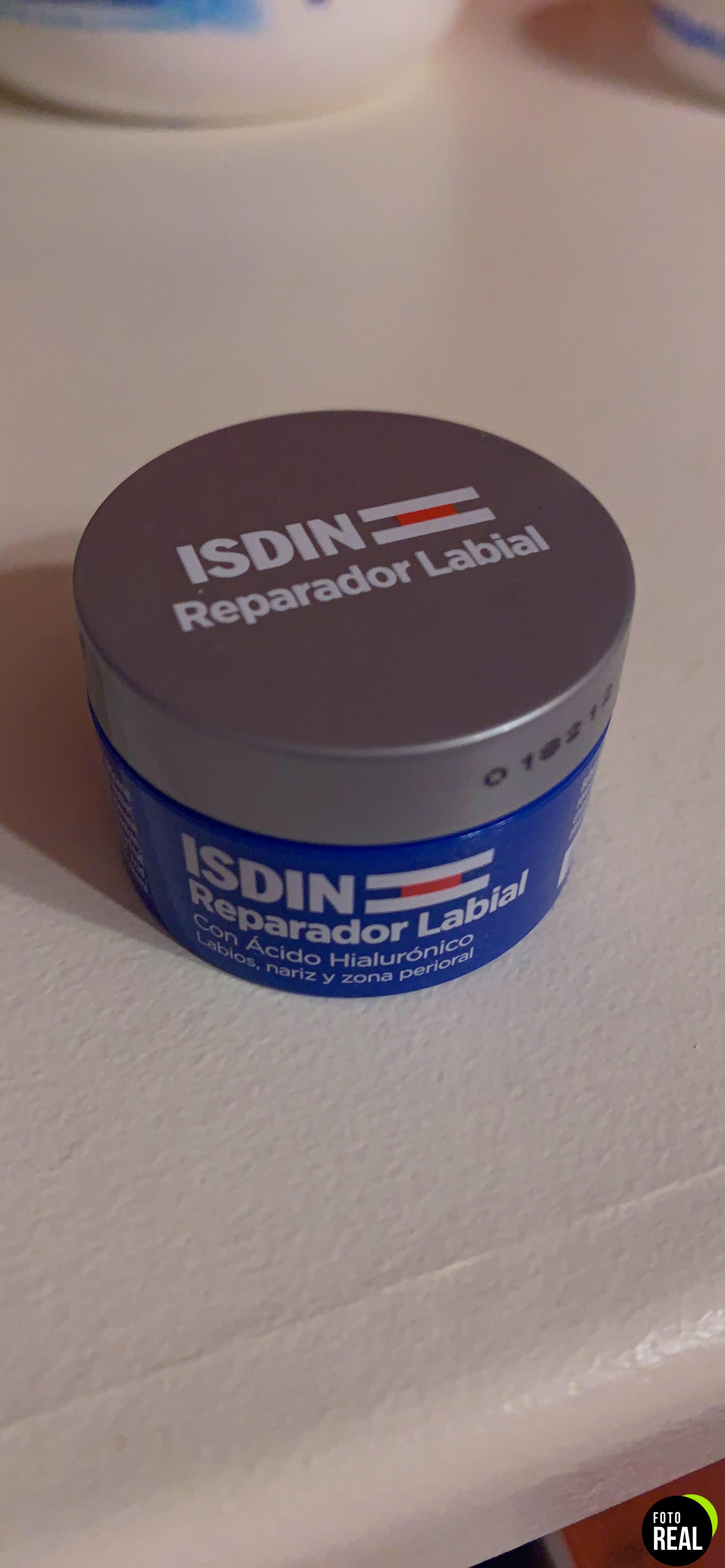 isdin-labial-reparador-10ml-foto-3